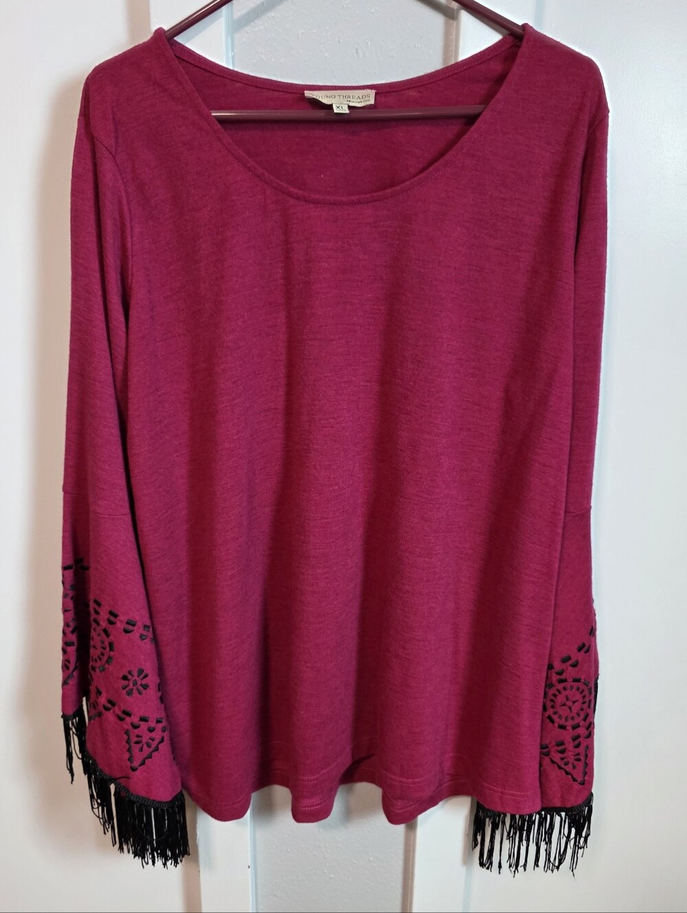 Young Threads New York City Fuchsia Pink Bell Sleeve Fringe Top XL